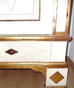 Kleiderschrank
